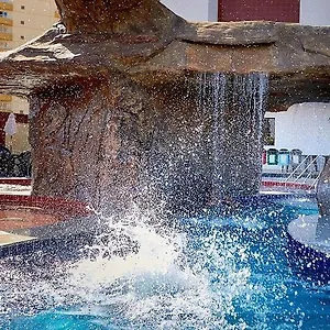 https://flat-golden-dolphin-supreme-belissima-vista.caldasnovashotels.com